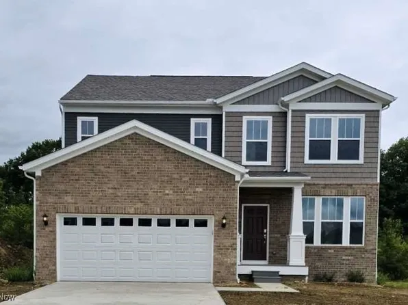 220 Country Meadow Ln, Wadsworth, OH 44281