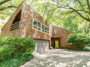 1620 Indiana St, Lawrence, KS 66044