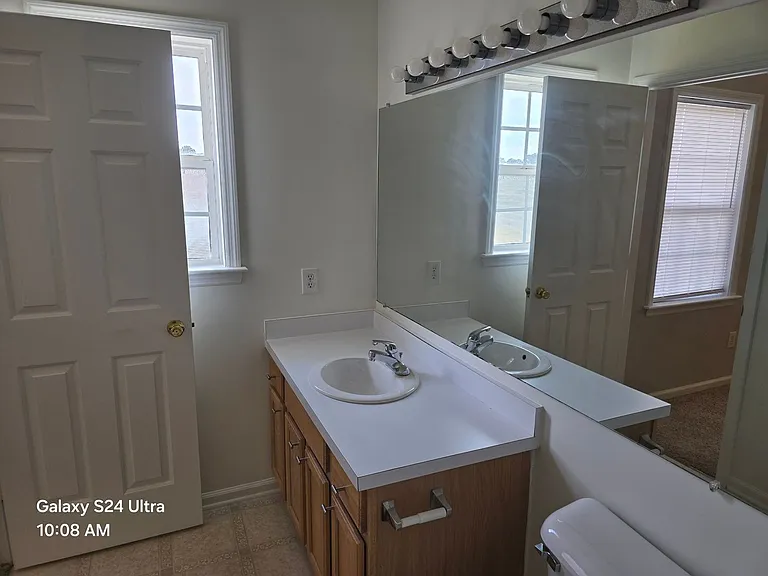 317 Foxhall Rd — Photo 22
