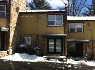 105 Harlan Ct APT 5, Beckley, WV 25801
