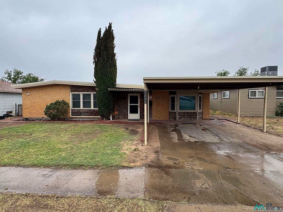 1st image of 2221 N Mora Dr