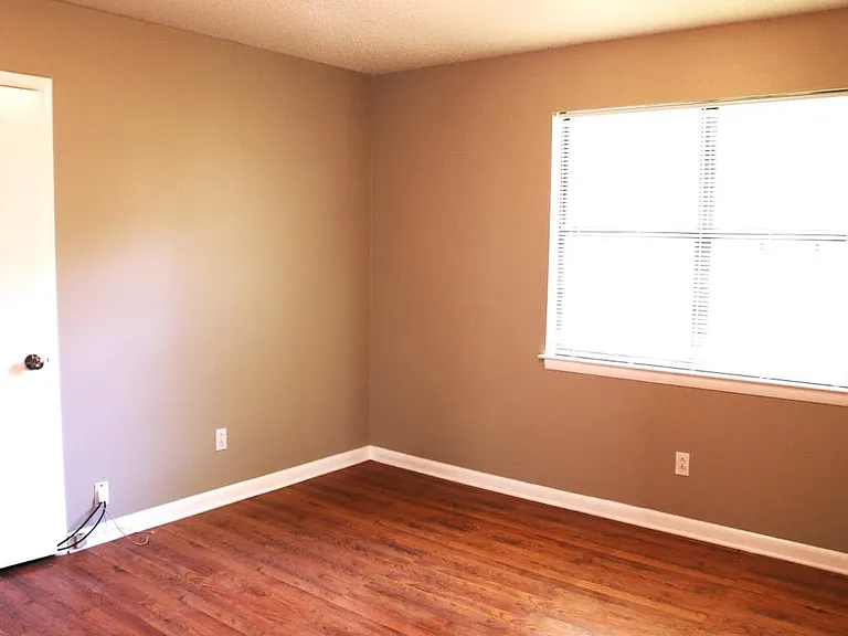 103 Cochran St — Photo 17