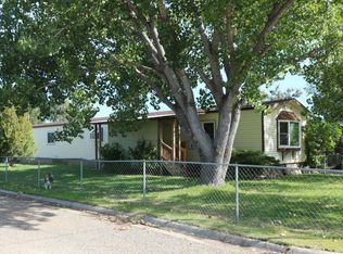 501 Cedar St, Glendive, MT 59330