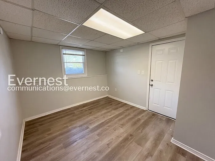11912 Beacon Ave — Photo 19