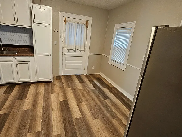 3811 John Ave #1 — Photo 8