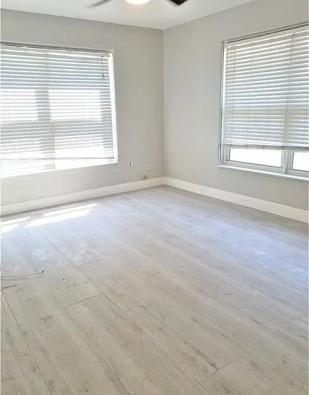 1123 N 17th Ave #1 — Photo 8