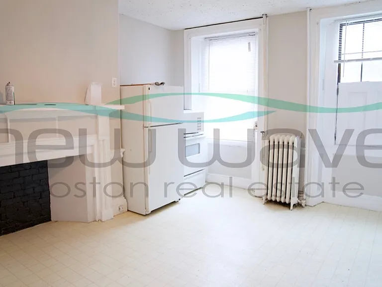147 Charles St #4 — Photo 7