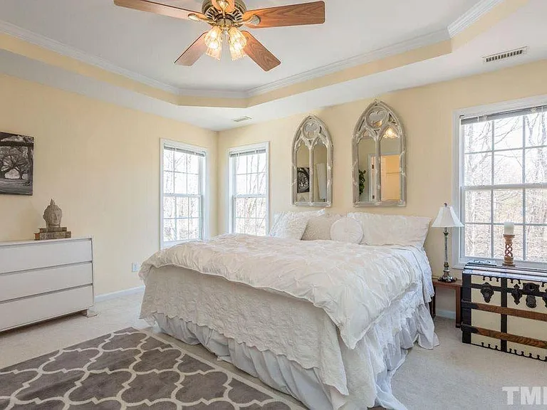 2501 Becketts Ridge Dr — Photo 12