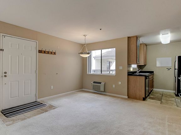 4th image of 880 E Fremont Ave APT 731