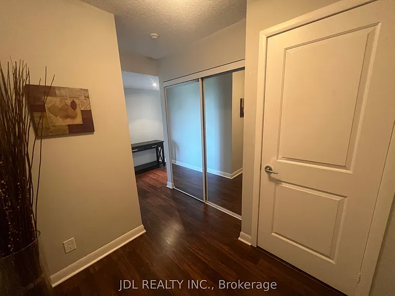 25 Town Centre Ct #2108 — Photo 4