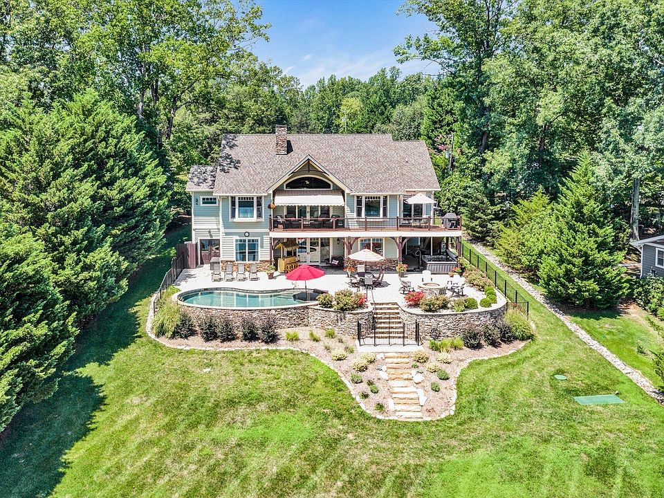 308 Pine Dr, Huddleston, VA 24104 Zillow