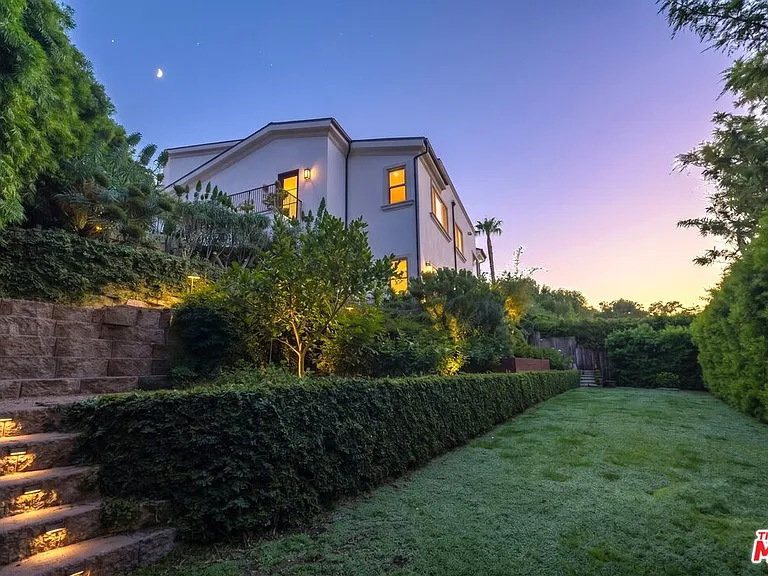 28935 W Beach Ln — Photo 35