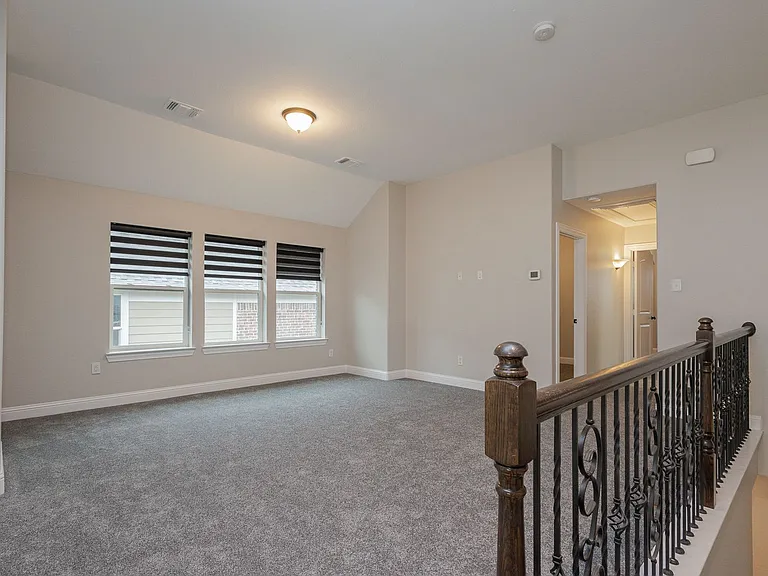 9704 Tanen Dr — Photo 13