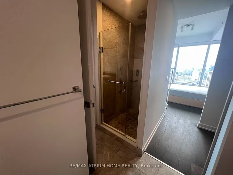 488 University Ave #3606 — Photo 11