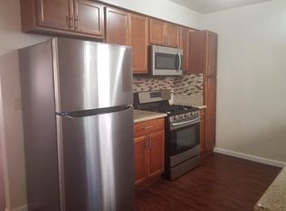803 Edgewood St #2, Inglewood, CA 90302