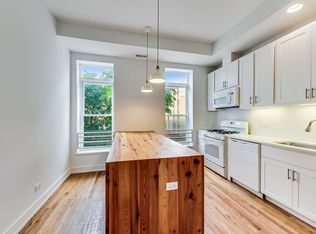 1157 W 18th St #401, Chicago, IL 60608