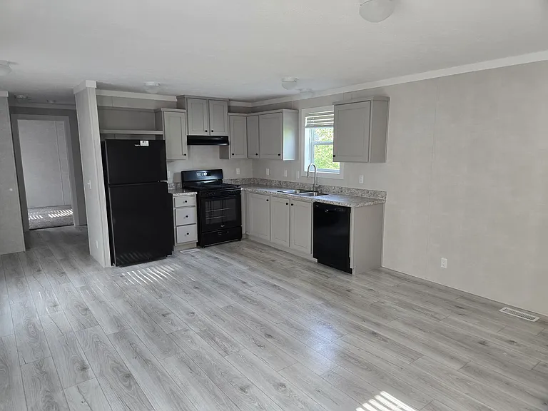 218 Tamara Ln #218 — Photo 4