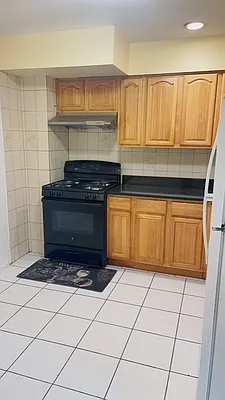 Rented by Winzone Realty Inc | media 6