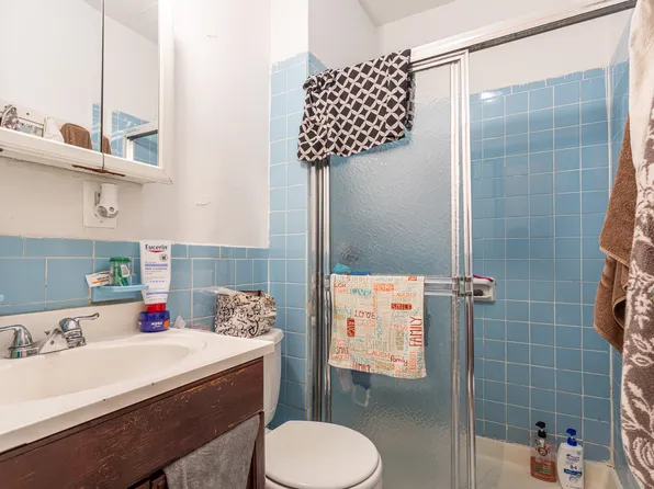 1727 East 14th Street image 28 of 31