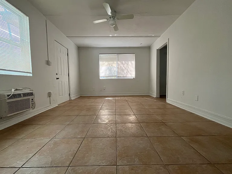 Crescent Lake Dr — Photo 23