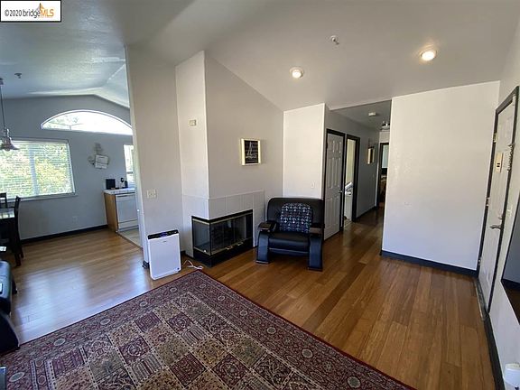 3rd image of 14835 E 14th St APT 27