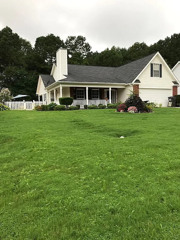 35 Syracuse Ln photo 1