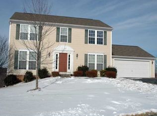 163 Darlene Dr, Coraopolis, PA 15108