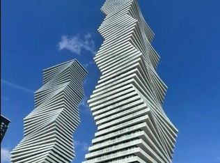 3883 Quartz Rd #302, Mississauga, ON L5B 3V6