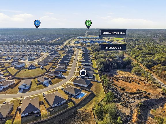 3rd image of 832 Otto Loop