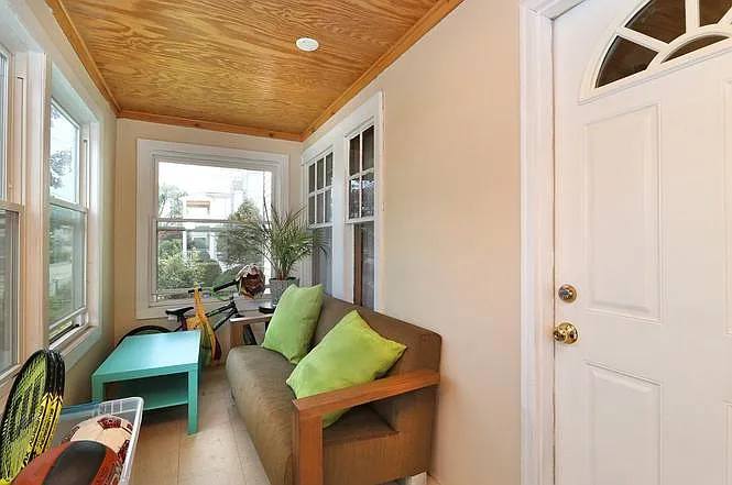11-13 Holyoke St #1 — Photo 24