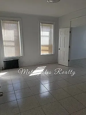 Rented by Metropolis International Realty Inc. | media 12