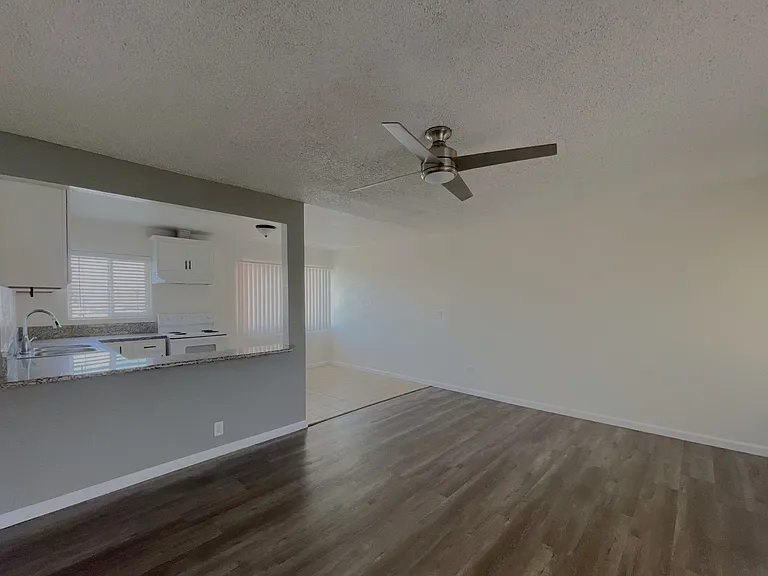 Pueblo Bonito Apartments — Photo 28