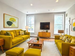 66 Pearl St #214, New York, NY 10004