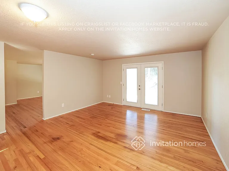 2628 S 357th St — Photo 7