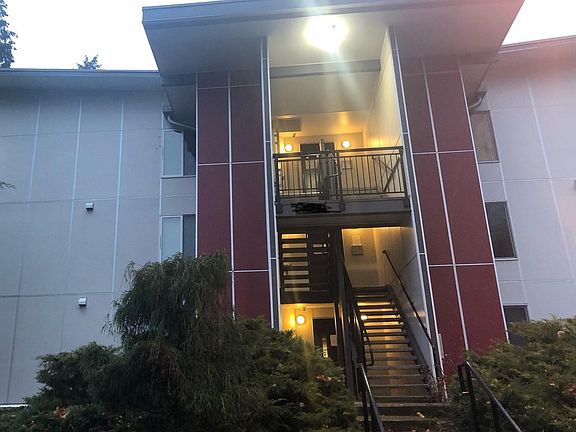 2nd image of 14725 NE 32nd St APT B308