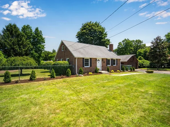 1599 Parker St, Springfield, MA 01129