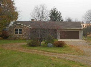 13747 S Shaftsburg Rd, Perry, MI 48872
