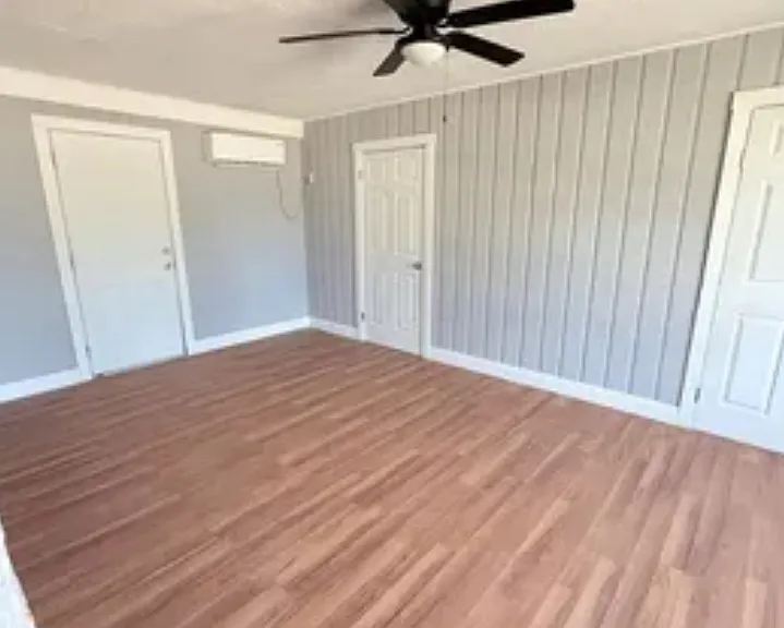 1908 Morrison Dr — Photo 10
