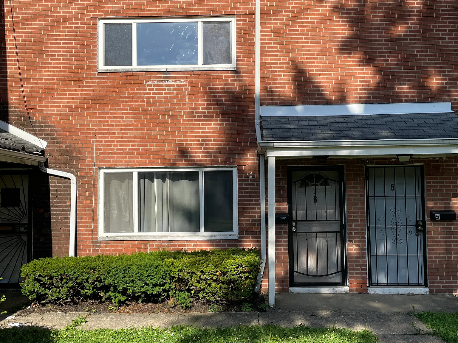 2 bed, 1116 sqft, $1,200 — Photo 1