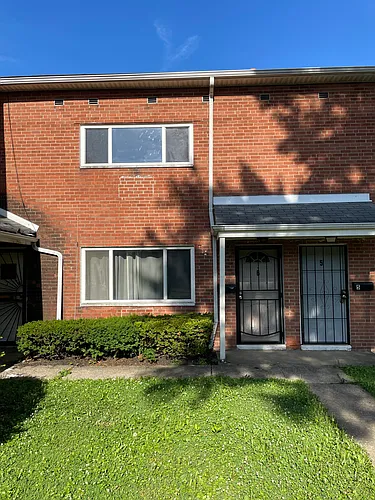23673 Banbury Cir Photo 1