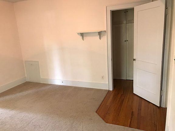3rd image of 478 College Ave