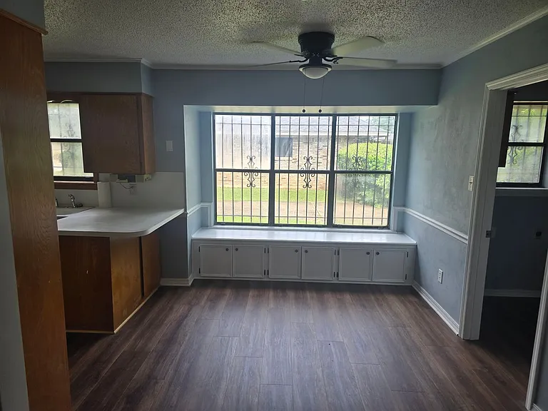5403 Bayou Dr — Photo 6