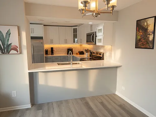 4608 Euclid Ave #1C Photo 1