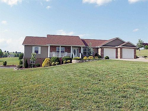 1st image of 1868 Lakebrook Cir