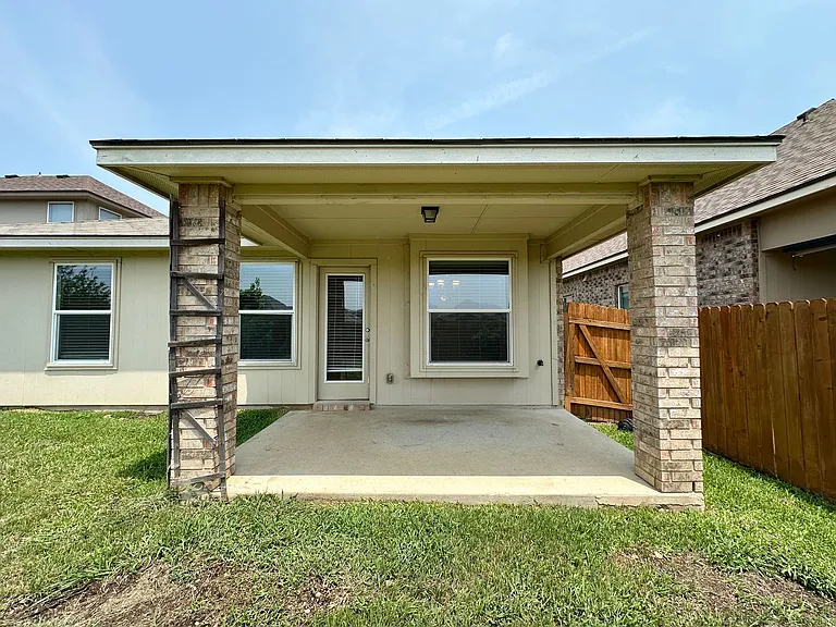 3312 Lorne Dr — Photo 33