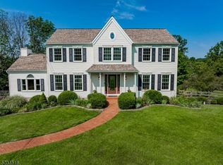 9 Ramsey Rd, Lebanon, NJ 08833