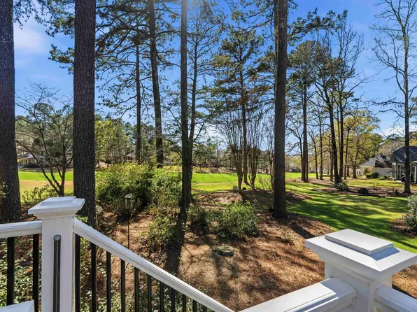 1811 Snug Harbor Dr, Greensboro, GA 30642