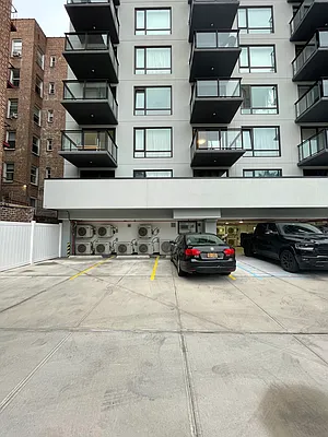 Rented by New York City Moves Team LLC | media 13