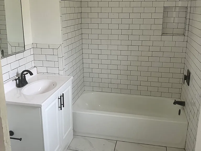 3103 Folsom St — Photo 5