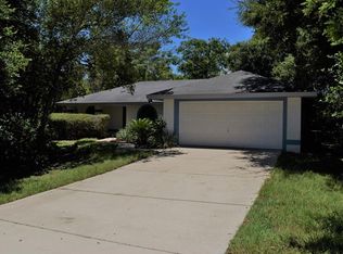 32 Catalina Dr, Debary, FL 32713